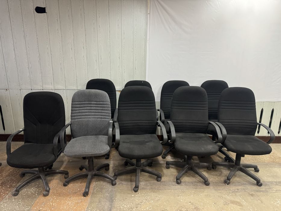 офисные кресла
