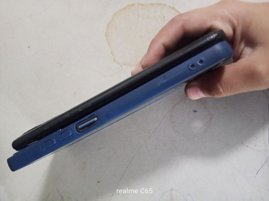 Реалми нот 50 и редми 10А