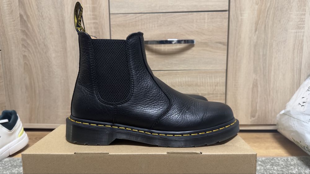 Оригинални Dr. Martens 2976 челси боти от естествена кожа