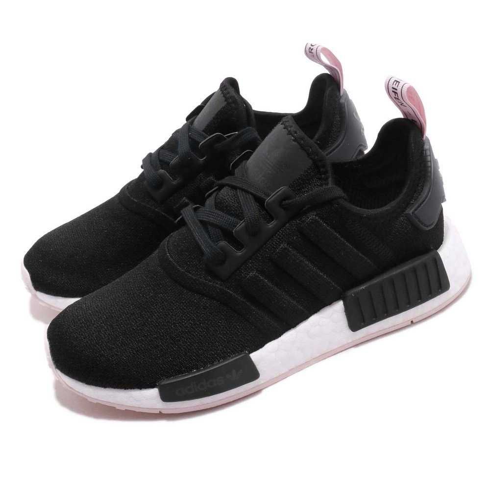 Оригинални дамски маратонки * ADIDAS NMD_R1 * EU40 2/3