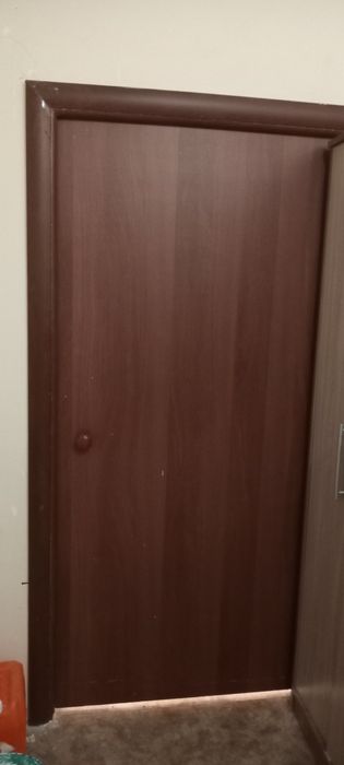 Продам двери межкомнатные