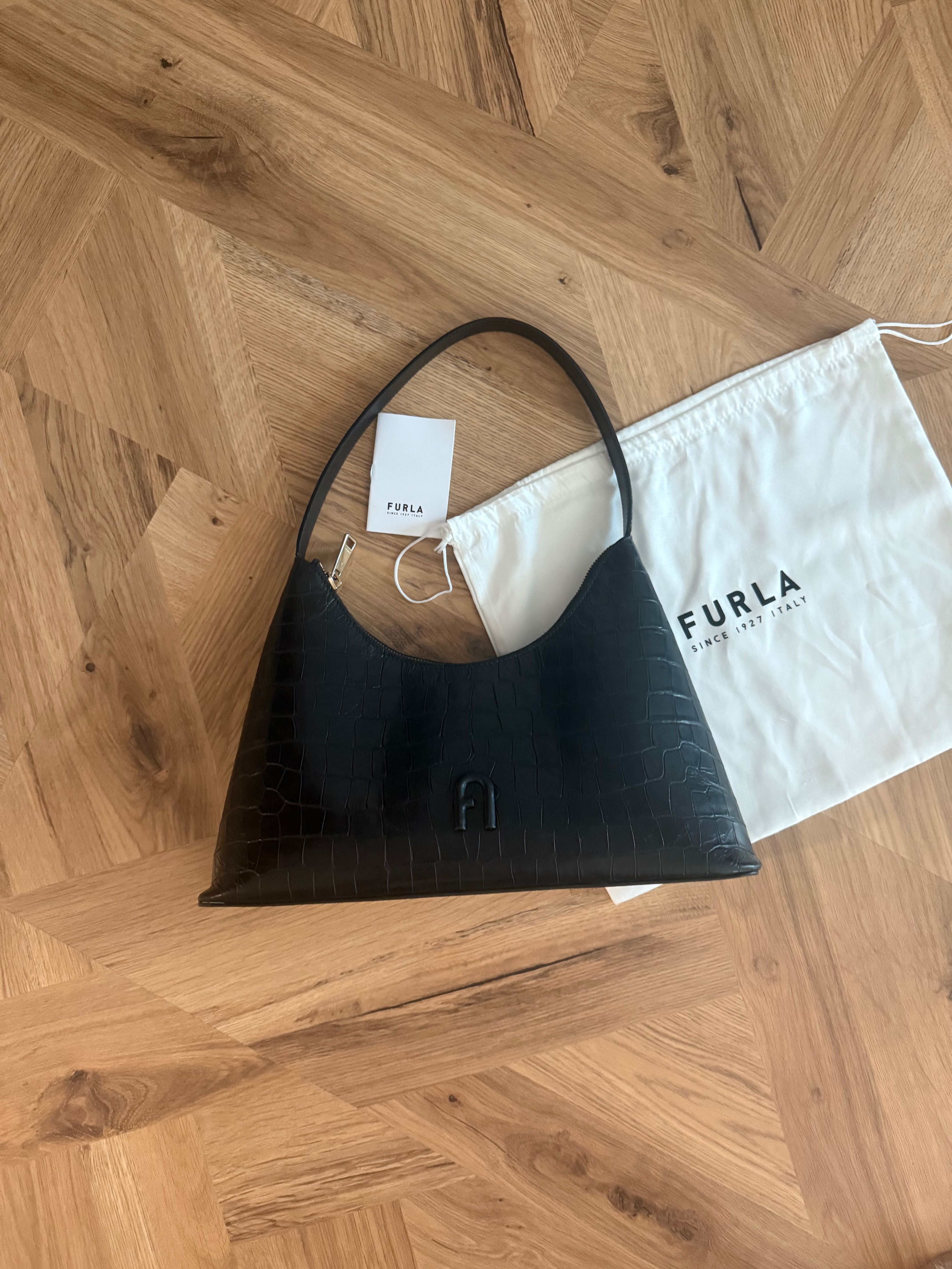 Оригинална чанта FURLA DIAMANTE