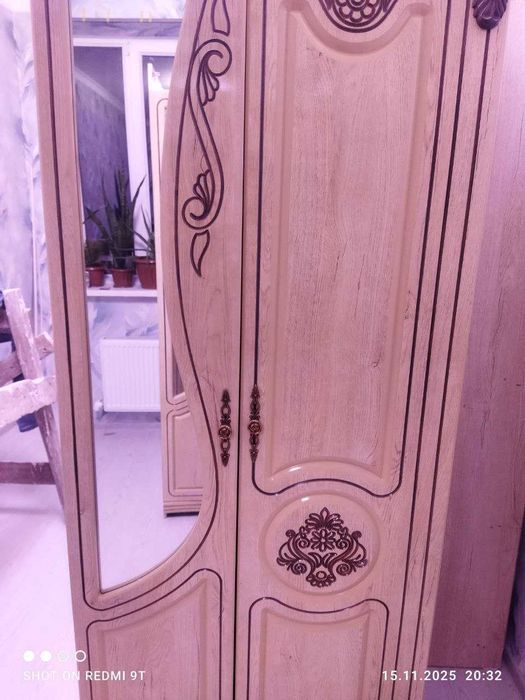 Гарнитур в отличном состоянии