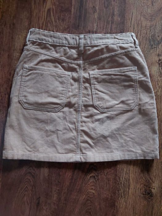 Fustă mini din catifea reiată Hollister marimea 36