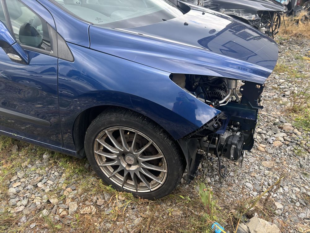 punte spate peugeot 308 albastru dezmembrari peugeot 308