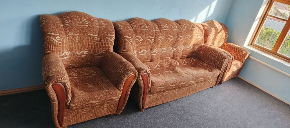Б/у Диван и кресло