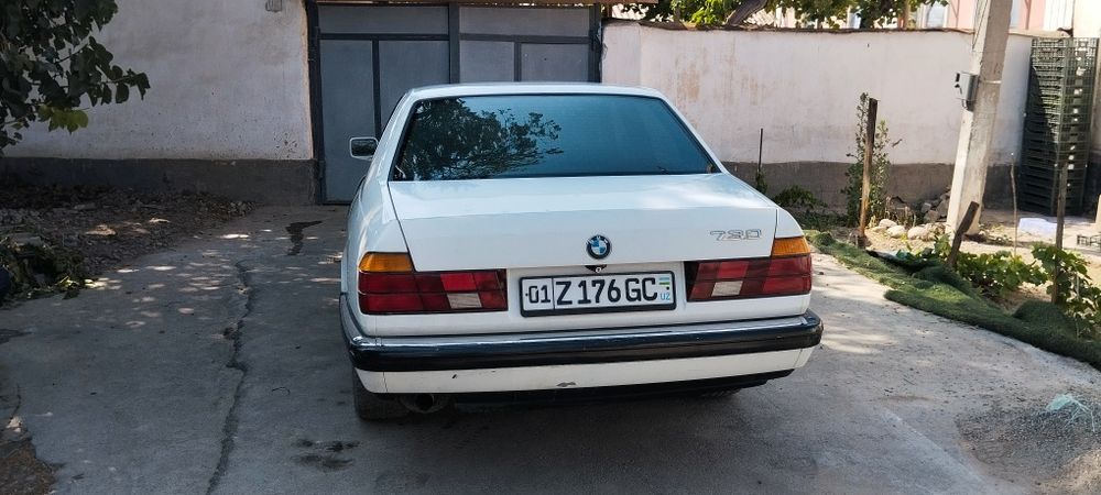 BMW  E32 - 730 b30
