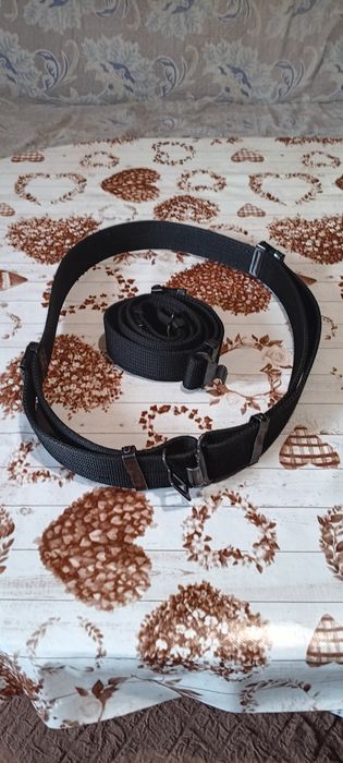 Продавам чисто нови черни колани воени 2бр