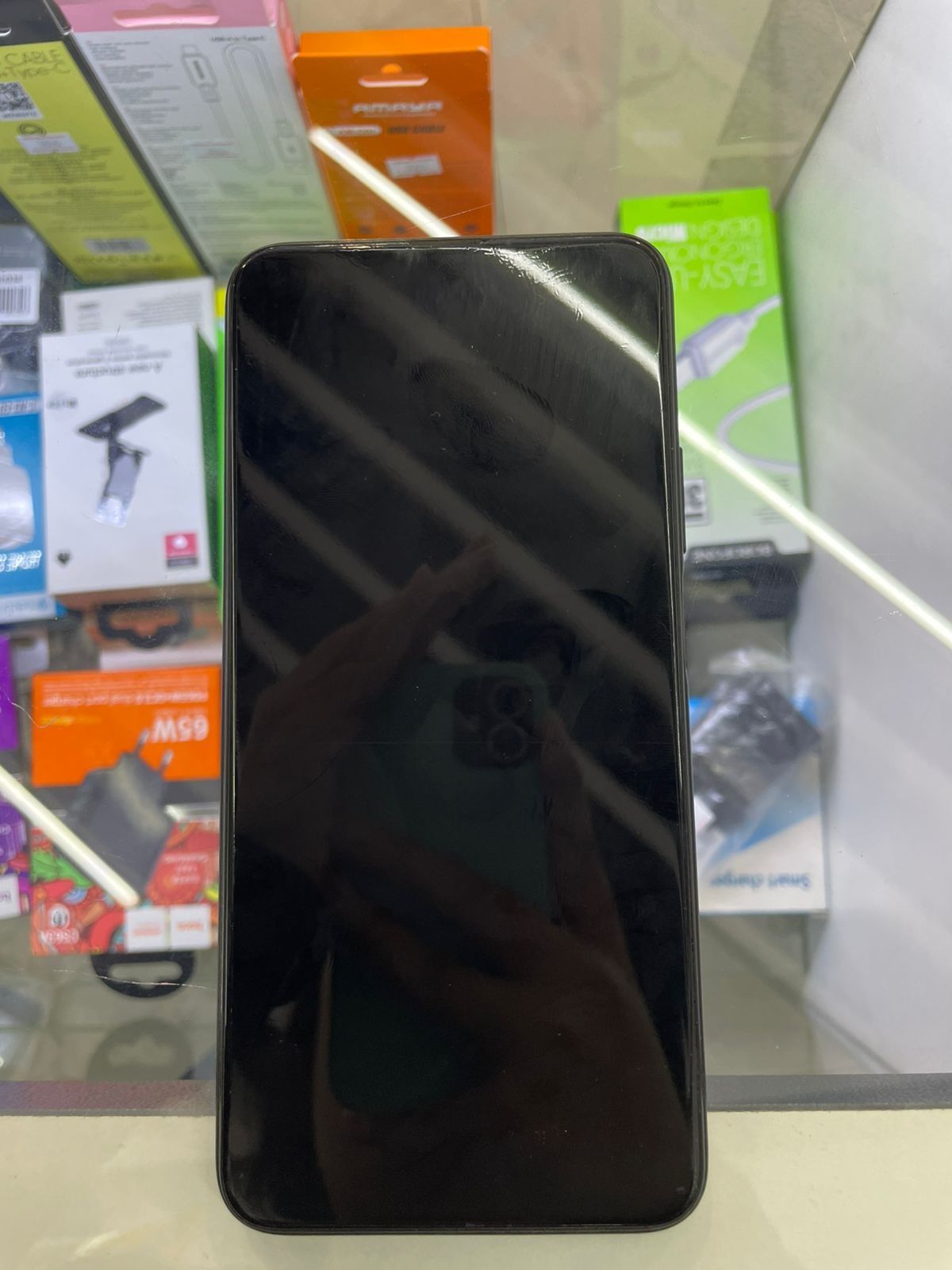 Huawei Y9 модель
