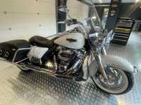 Harley Davidson Road King Classic impecabil