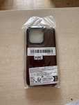 Чехол на iPhone 16 pro новый