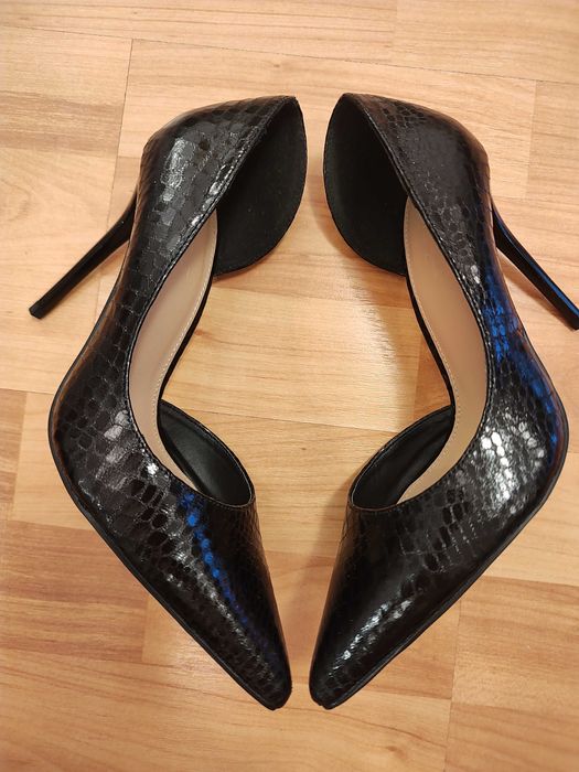 Vand pantofi stiletto negri