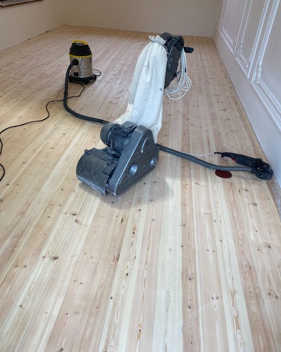 Shilipovka xizmati yangi va eski pollarga