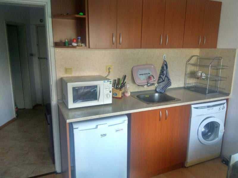 Дава се под наем Двустаен апартамент в Бургас, Славейков - 60 кв.м за 190 € - Снимка #1