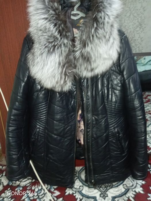 Куртка кора, ветровка кора, иссик кулак кора рангли  хаммаси яхши хола