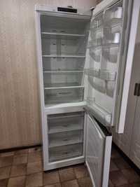 холодильник б/у  не работает