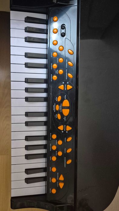 Детское пианино, в отличном состоянии