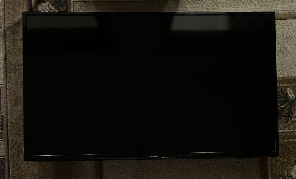 Телевизор samsung