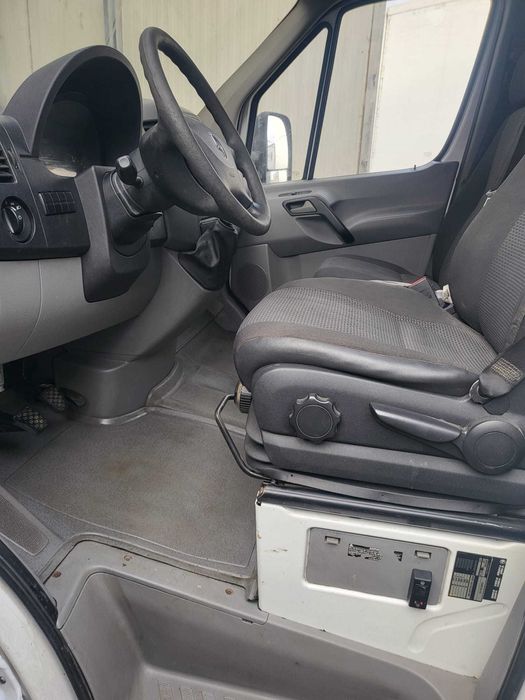 Mercedes Sprinter, frigorifc, 134.000 km, cat B, 8 paleti, euro 5