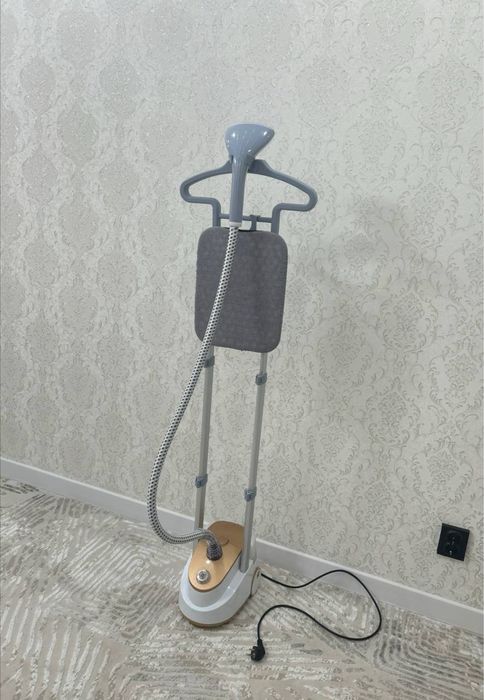 Отпариватель для одежды (Вертикальный)