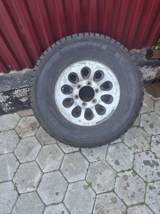 Продам диск с резиной