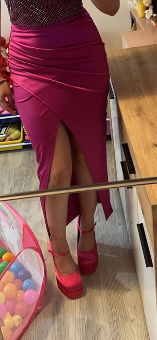 Sandale purtate doar de proba