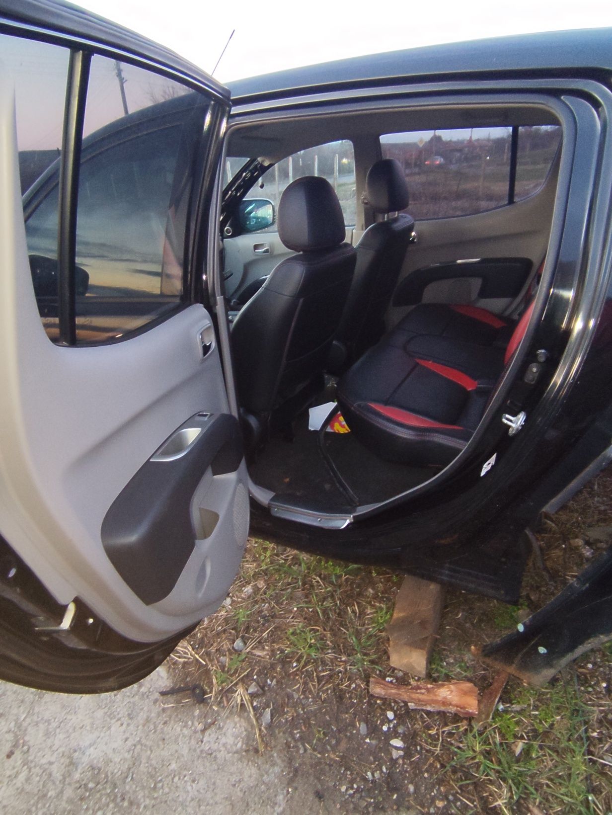 Купе на Mitsubishi L200-2.5-136кс