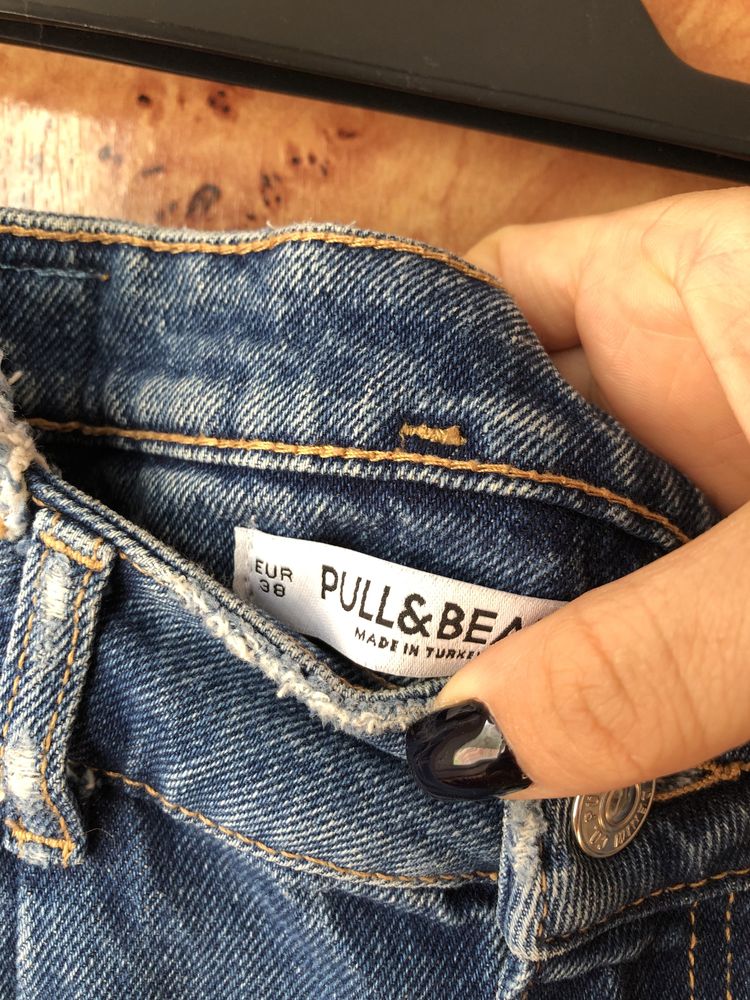 Blugi drepti Pull and Bear