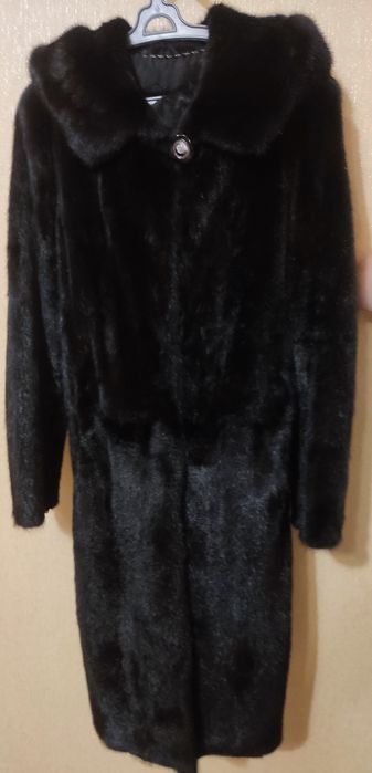 Продам шубу норковую