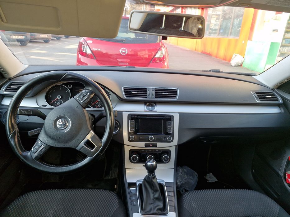 Vând Vw Passat 2012