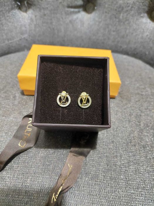 cercei Louis Vuitton LV cu strasuri superbi