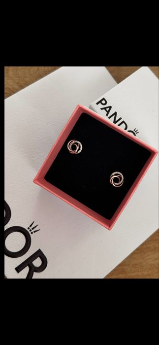 Pandora обеци Пандора