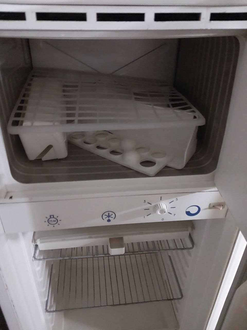 Снежинка 3М холодильник