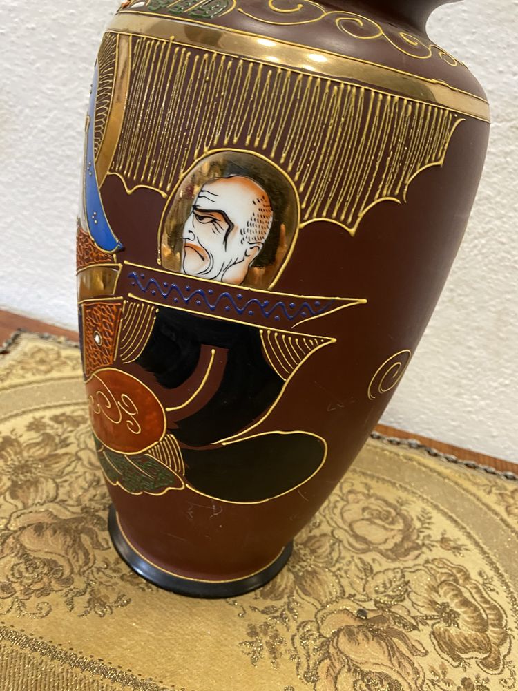 Японска ваза от порцелан сатцума