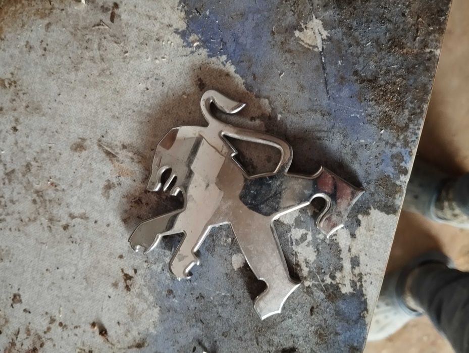 Продавам Части Пежо 206CC