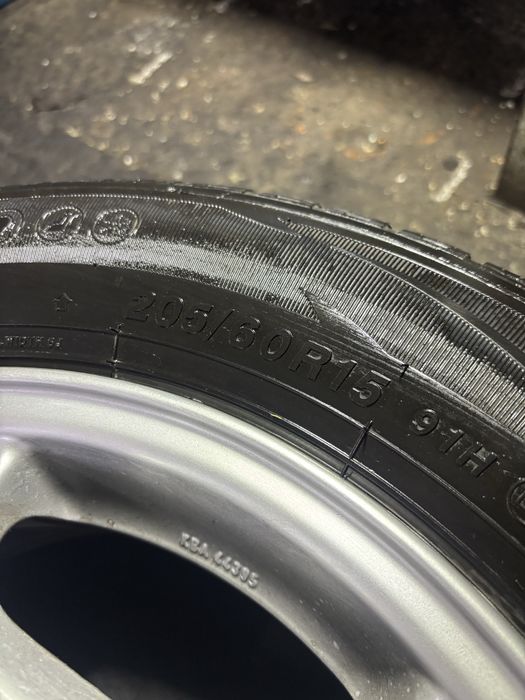 Jante Mercedes R15 cu Anvelope de Iarna