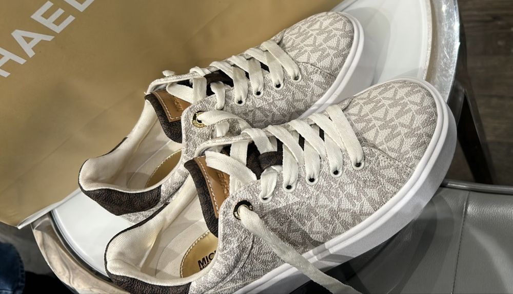 Оригинални обувки и чанта MICHAEL KORS