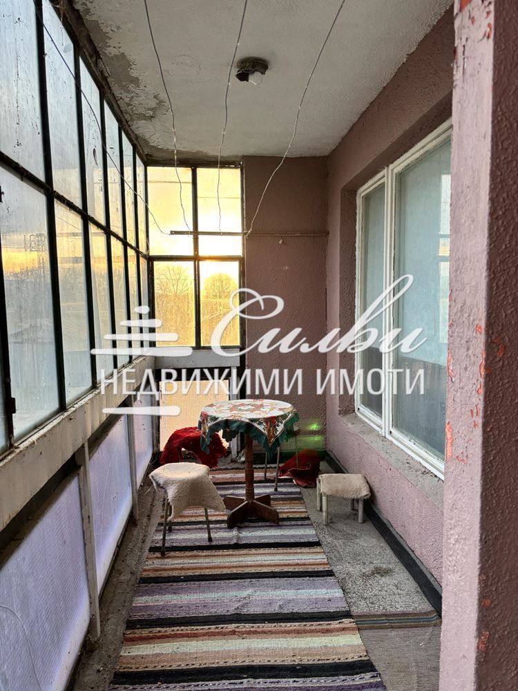 Продава се Тристаен апартамент в Нови пазар - 76 кв.м за 604 €/кв.м - Снимка #8