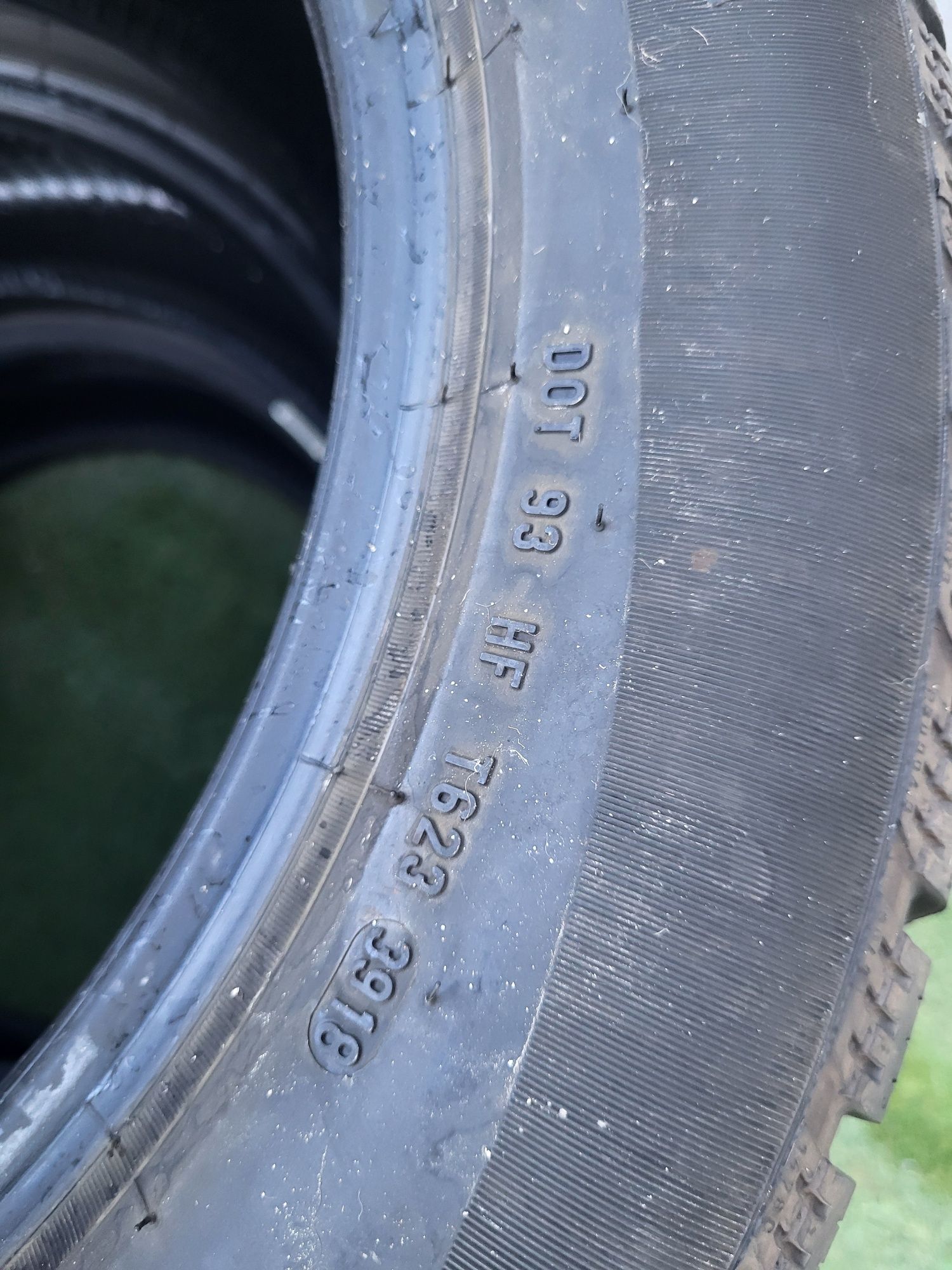 4 бр зимни 195/60/16 Pirelli