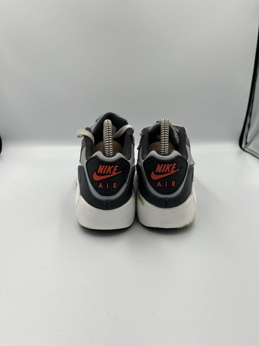 2 la pret de 1 nike air max
