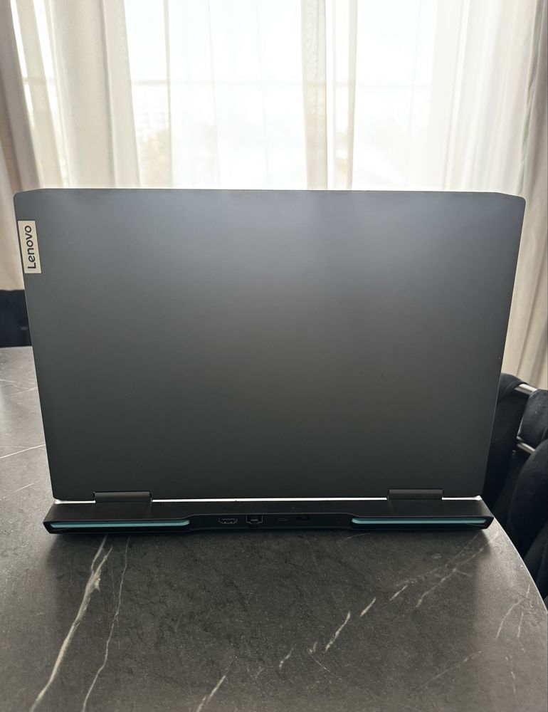 Laptop gaming LENOVO IdeaPad Gaming 3