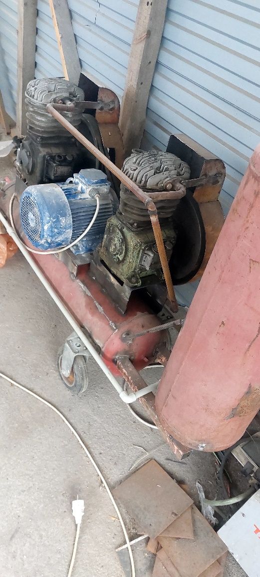 Продам компрессор СО -7 Б