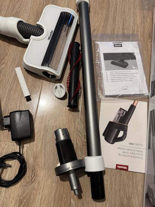 Aspirator vertical MIELE Duoflex HX1