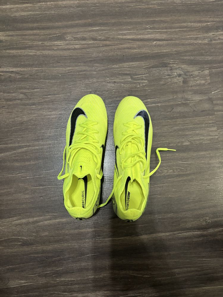 Nike mercurial бутонки