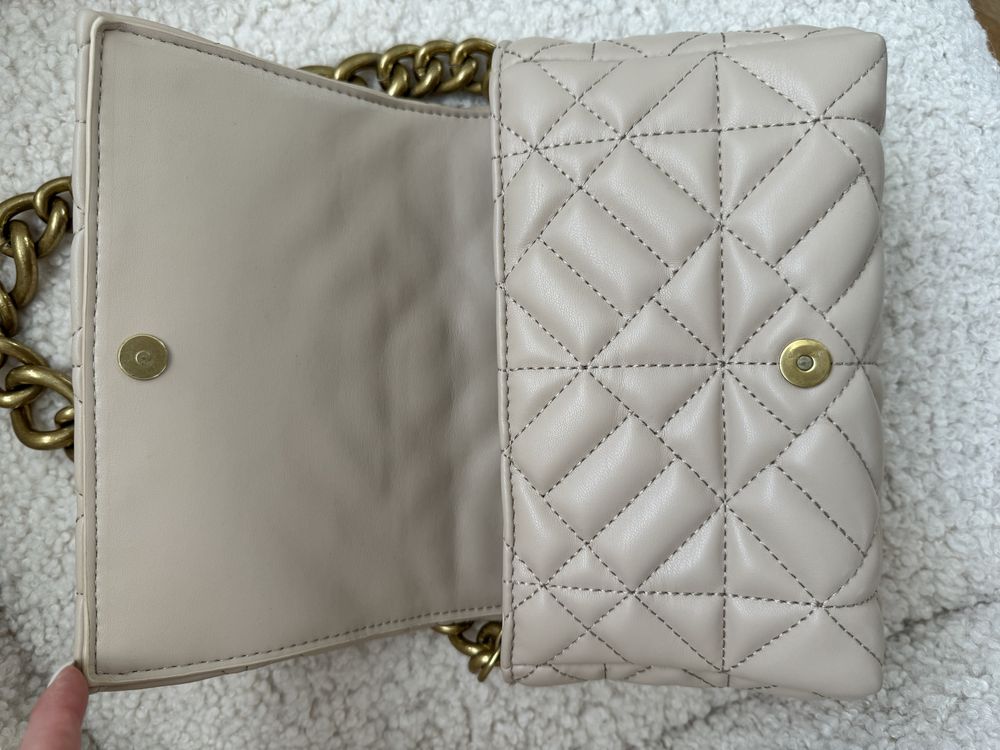 Zara beige quilted with gold