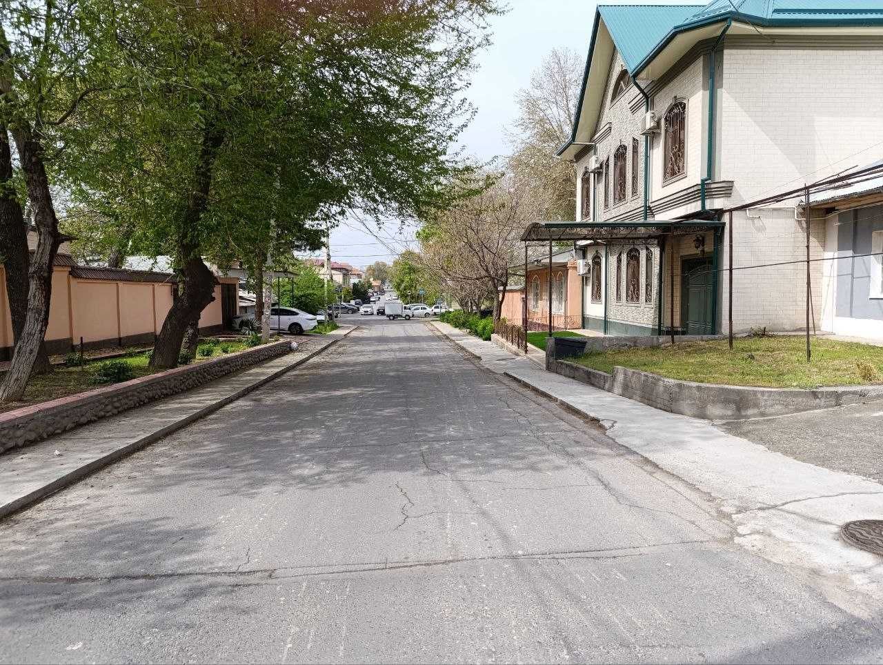 Продается участок в элитном районе (чайхана Салом, Миришкор, БИЙ)