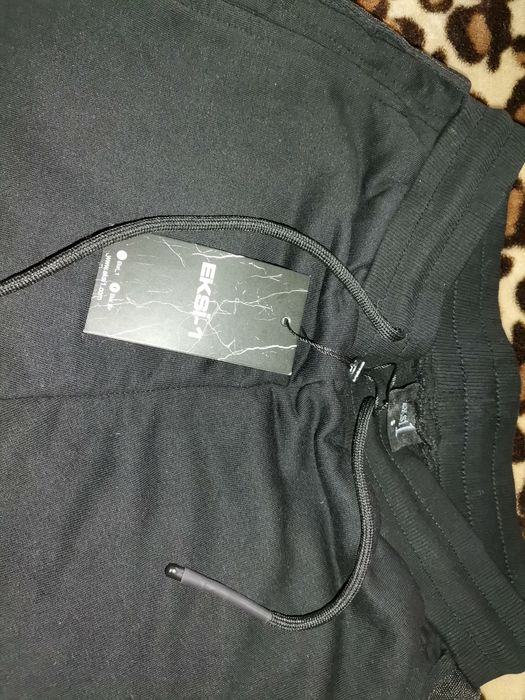 Trening  mărimea S, format din pantaloni și hanorac