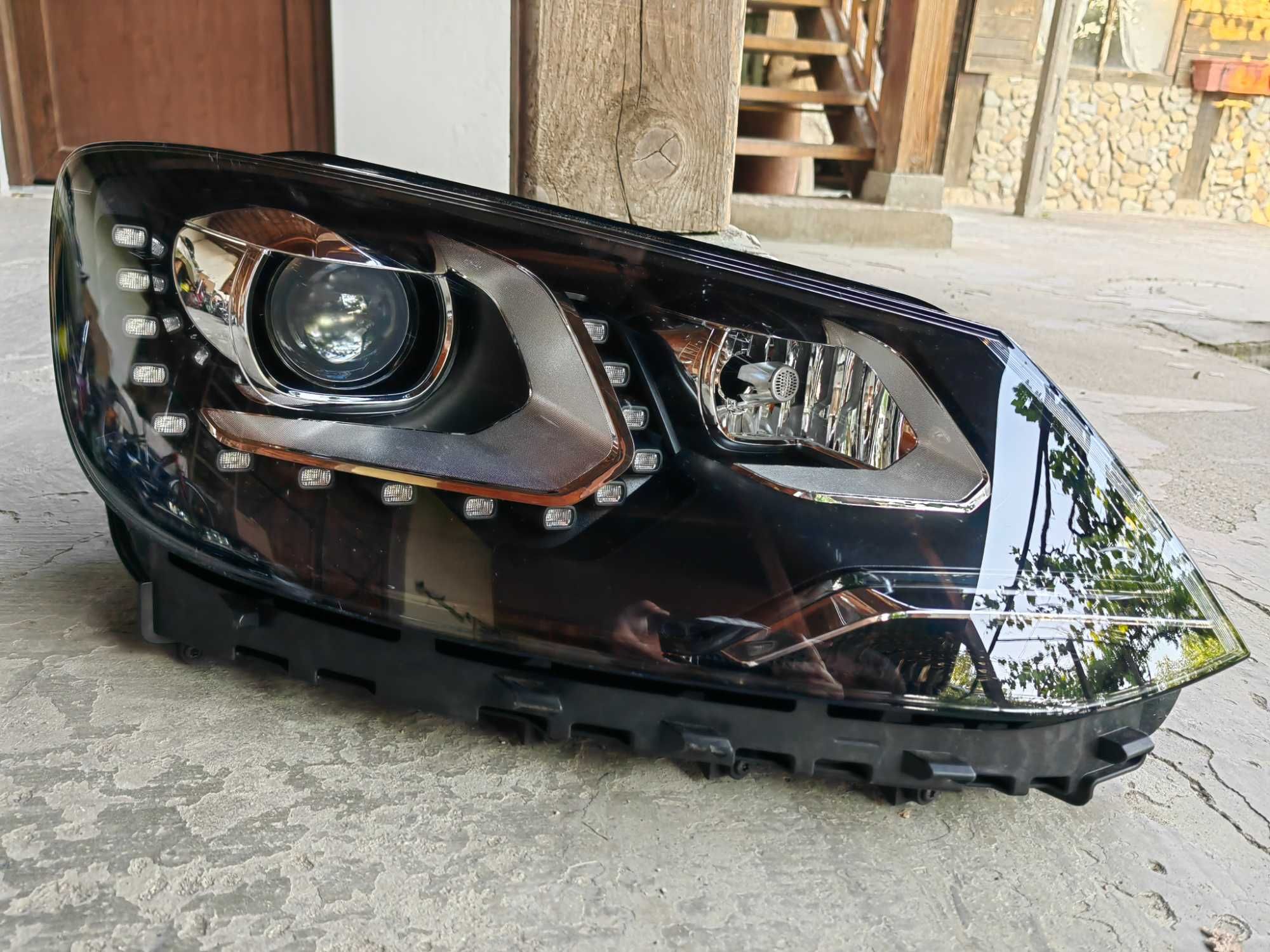 Фар VW Sharan Bi-Xenon LED десен / Фар Шаран / Фар Sharan Оригинален