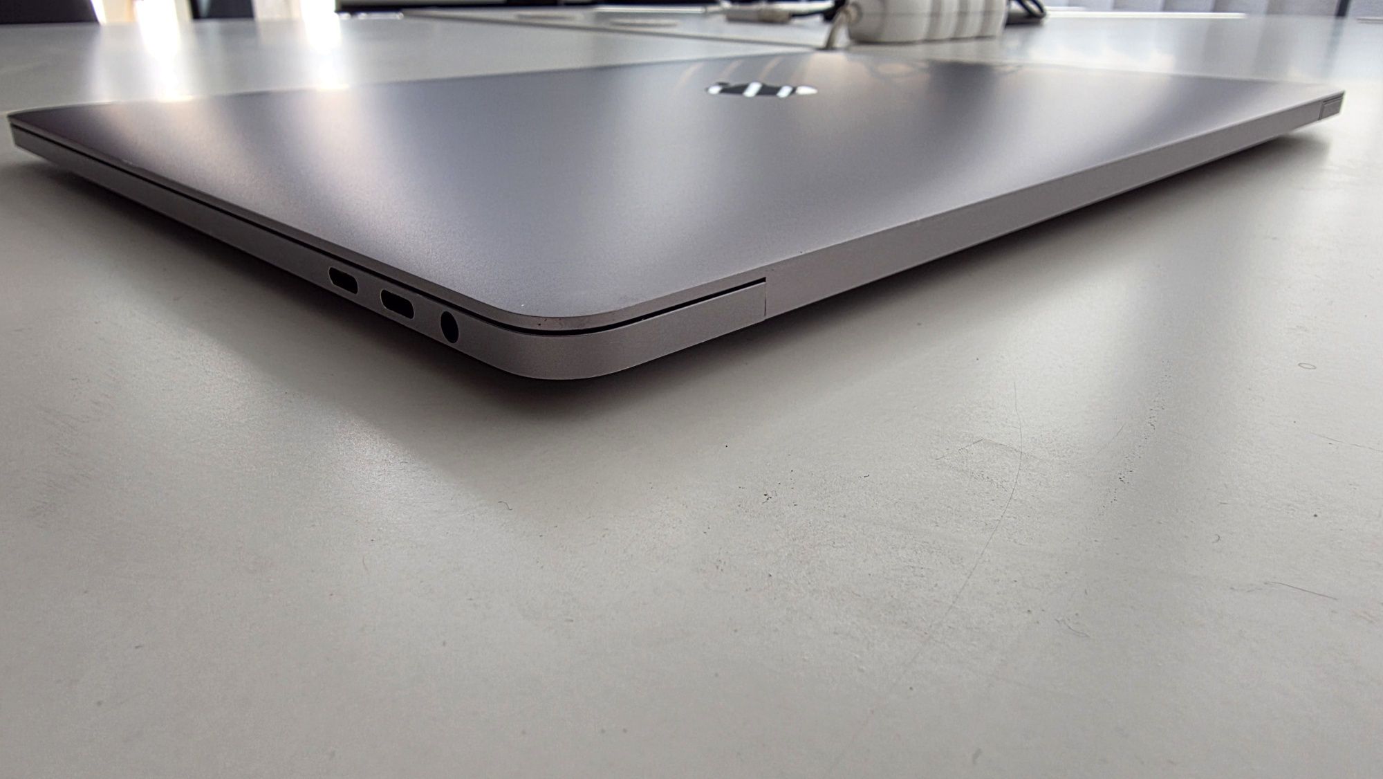 Macbook Pro 2017 15' 500GB 2,9Ghz QC i7