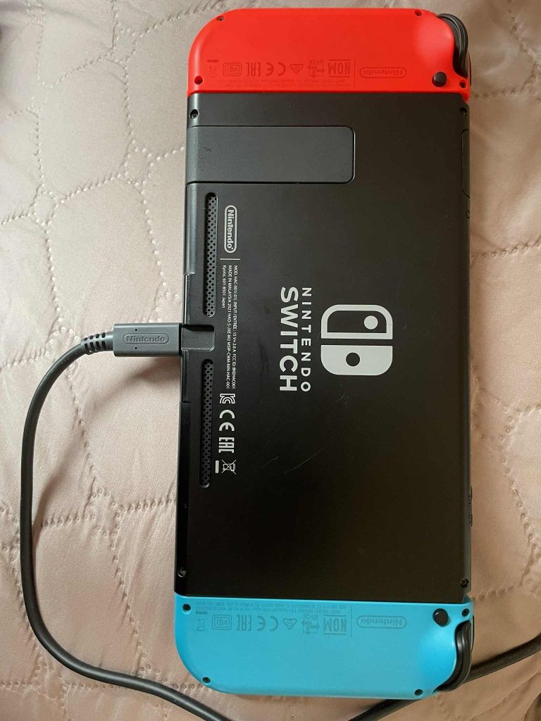 Продавам Nintendo Switch + Ring Fit Adventure комплект